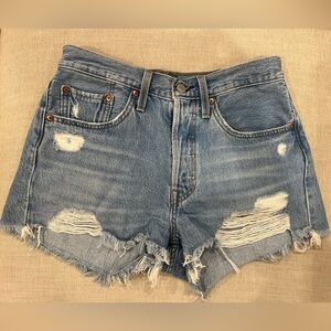 Levi's 501 Women’s Distressed Jean Shorts - Great Condition | Size 26